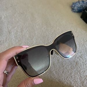 Moschino sunglasses